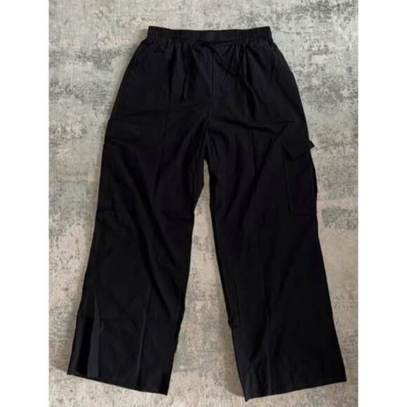 Pants - XL Women's Cargo Jogger Pants, NWT